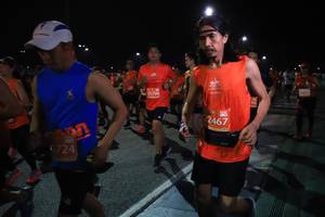 BIB: 25706, 2467, 1724
                            <button type="button" onclick="openModal(10596591)" class="btn btn-primary btn-sm float-right btn-popup" data-toggle="modal" data-target=".modal-high-quality">
                        <i class="fas fa-shopping-cart"></i> Add to Cart
                    </button>
                                            <button type="button" onclick="isThisMe(10596591, true)" class="btn btn-success btn-sm float-right btn-popup btn-isme hidden" data-toggle="tooltip" data-placement="bottom" title="นี่คือรูปของคุณใช่ไหม คลิกที่นี่เพื่อเอาเข้าอัลบั้ม">
                        <i class="fas fa-plus"></i> Add to album
                    </button>
                    <button type="button" onclick="isThisMe(10596591, false)" class="btn btn-warning btn-sm float-right btn-popup btn-isnotme hidden">
                        <i class="fas fa-ban"></i> Remove from album
                    </button>